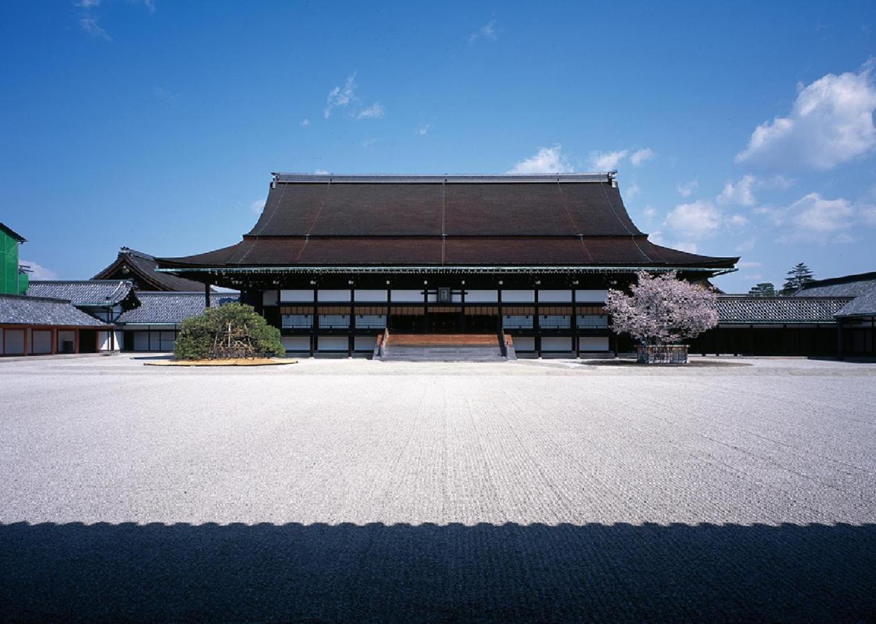 The Hotel Kiyomizu Imperial Palace West Киото Стая снимка