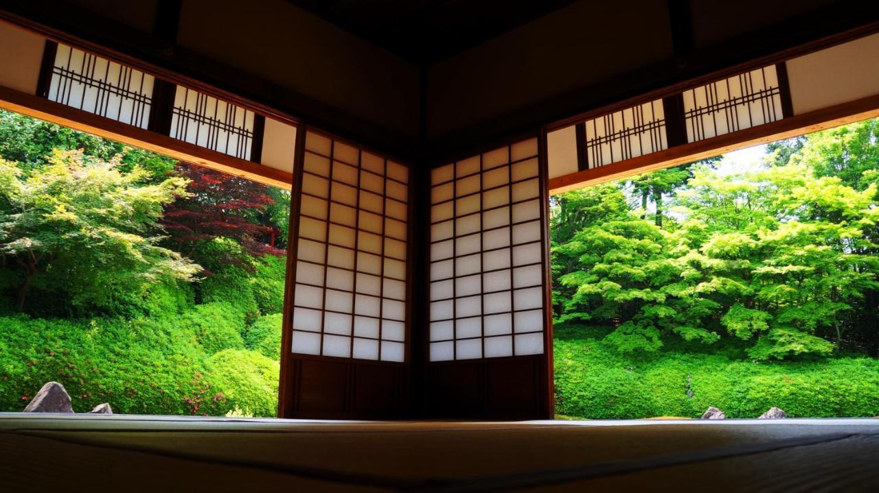 The Hotel Kiyomizu Imperial Palace West Киото Стая снимка